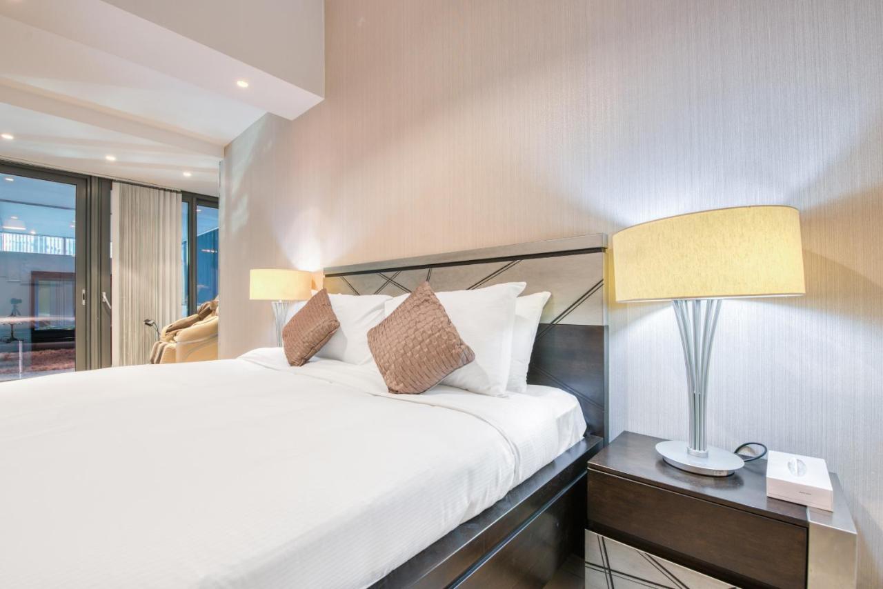 Maison Privee - Big, Bright, Luxury Marina Views Apt Next To Beach Dubai Esterno foto