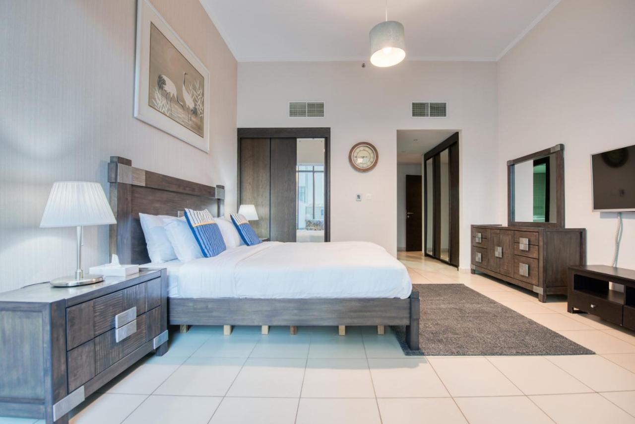 Maison Privee - Big, Bright, Luxury Marina Views Apt Next To Beach Dubai Esterno foto