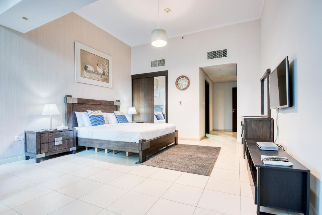 Maison Privee - Big, Bright, Luxury Marina Views Apt Next To Beach Dubai Esterno foto