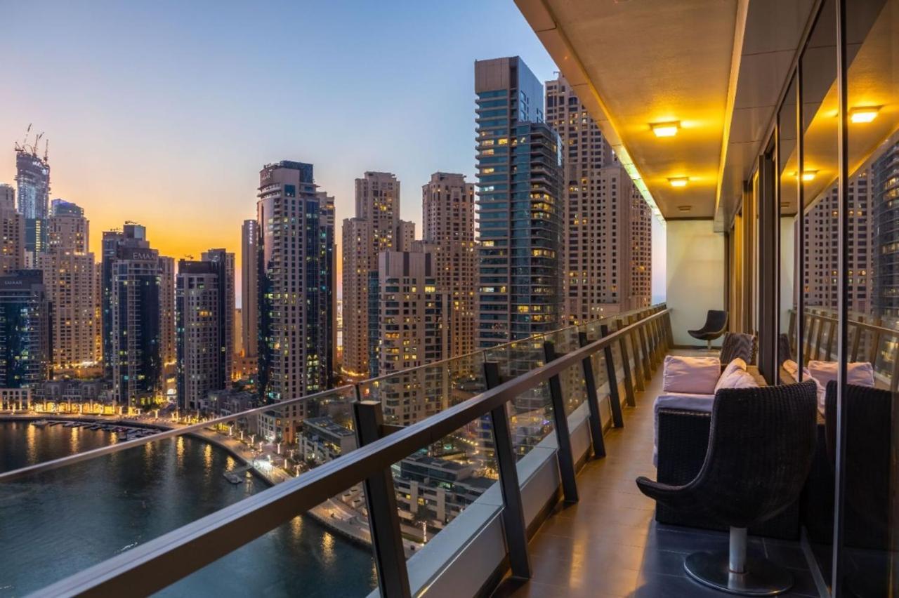 Maison Privee - Big, Bright, Luxury Marina Views Apt Next To Beach Dubai Esterno foto