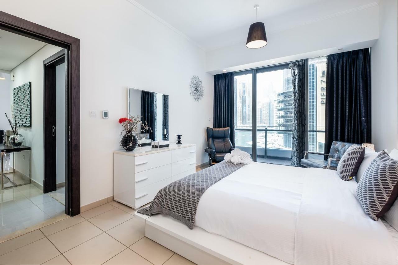 Maison Privee - Big, Bright, Luxury Marina Views Apt Next To Beach Dubai Esterno foto