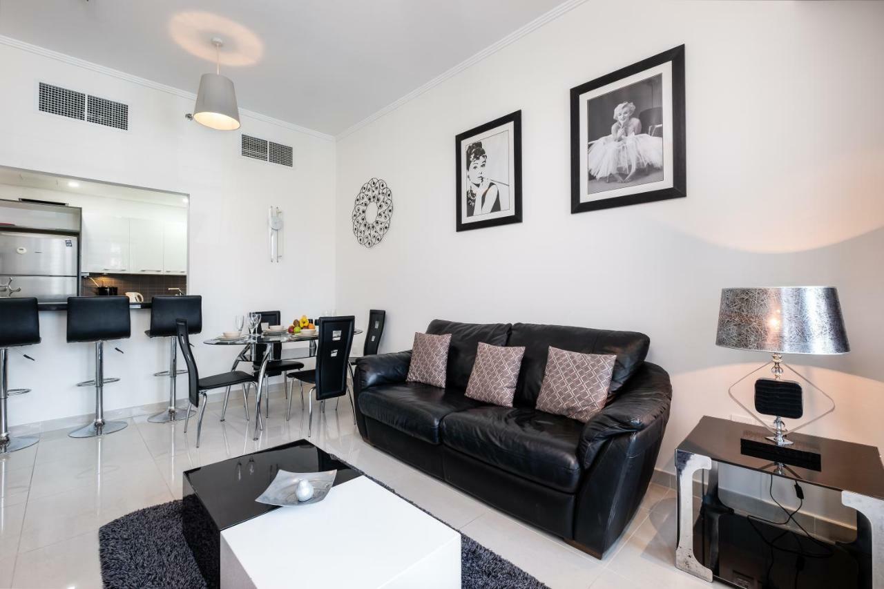 Maison Privee - Big, Bright, Luxury Marina Views Apt Next To Beach Dubai Esterno foto