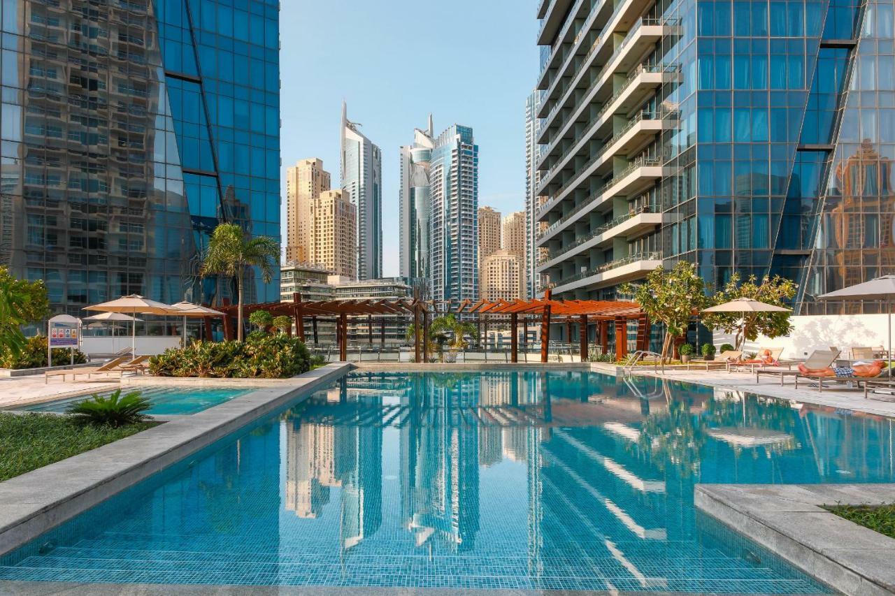 Maison Privee - Big, Bright, Luxury Marina Views Apt Next To Beach Dubai Esterno foto