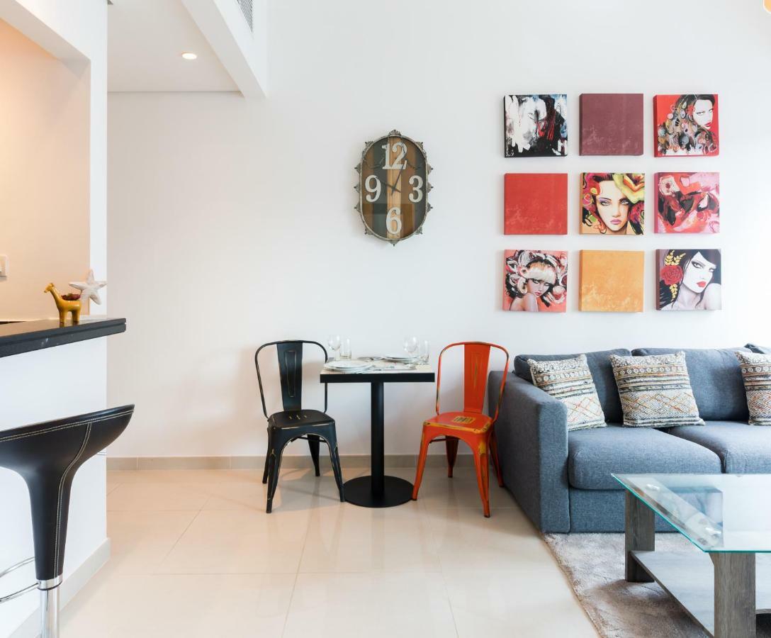 Maison Privee - Big, Bright, Luxury Marina Views Apt Next To Beach Dubai Esterno foto