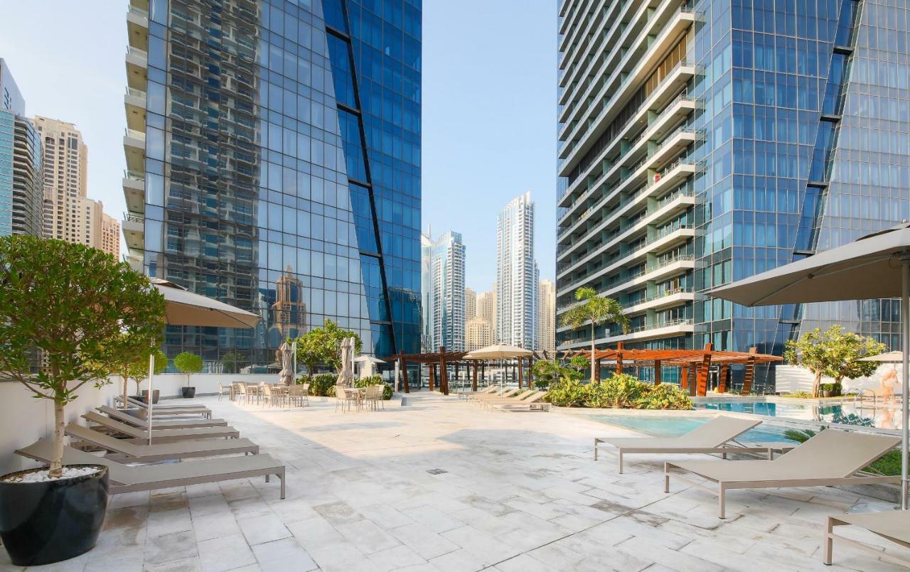 Maison Privee - Big, Bright, Luxury Marina Views Apt Next To Beach Dubai Esterno foto